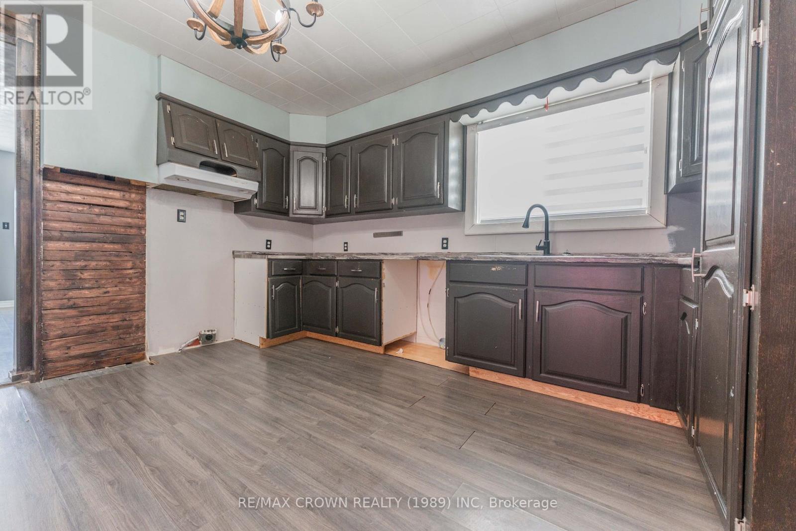 116 BRUNETVILLE ROAD - 6