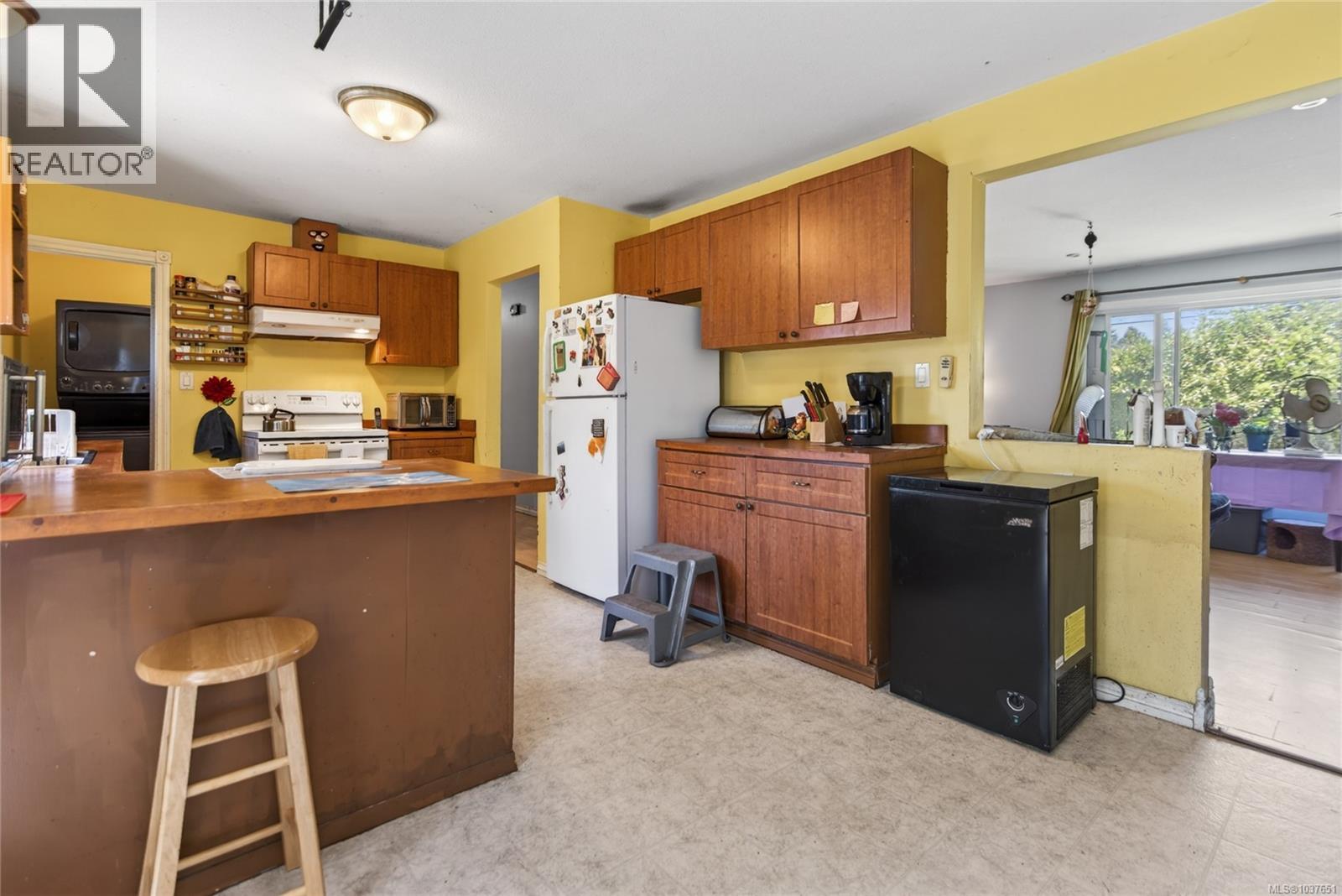 295 Centennial Dr - 12