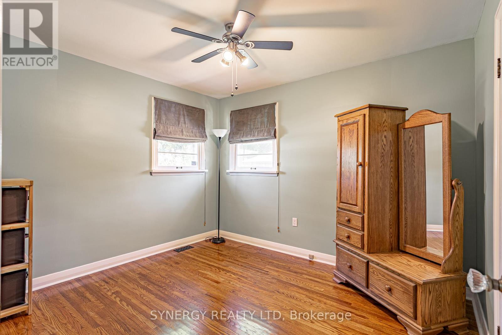 227 STERLING STREET - 10
