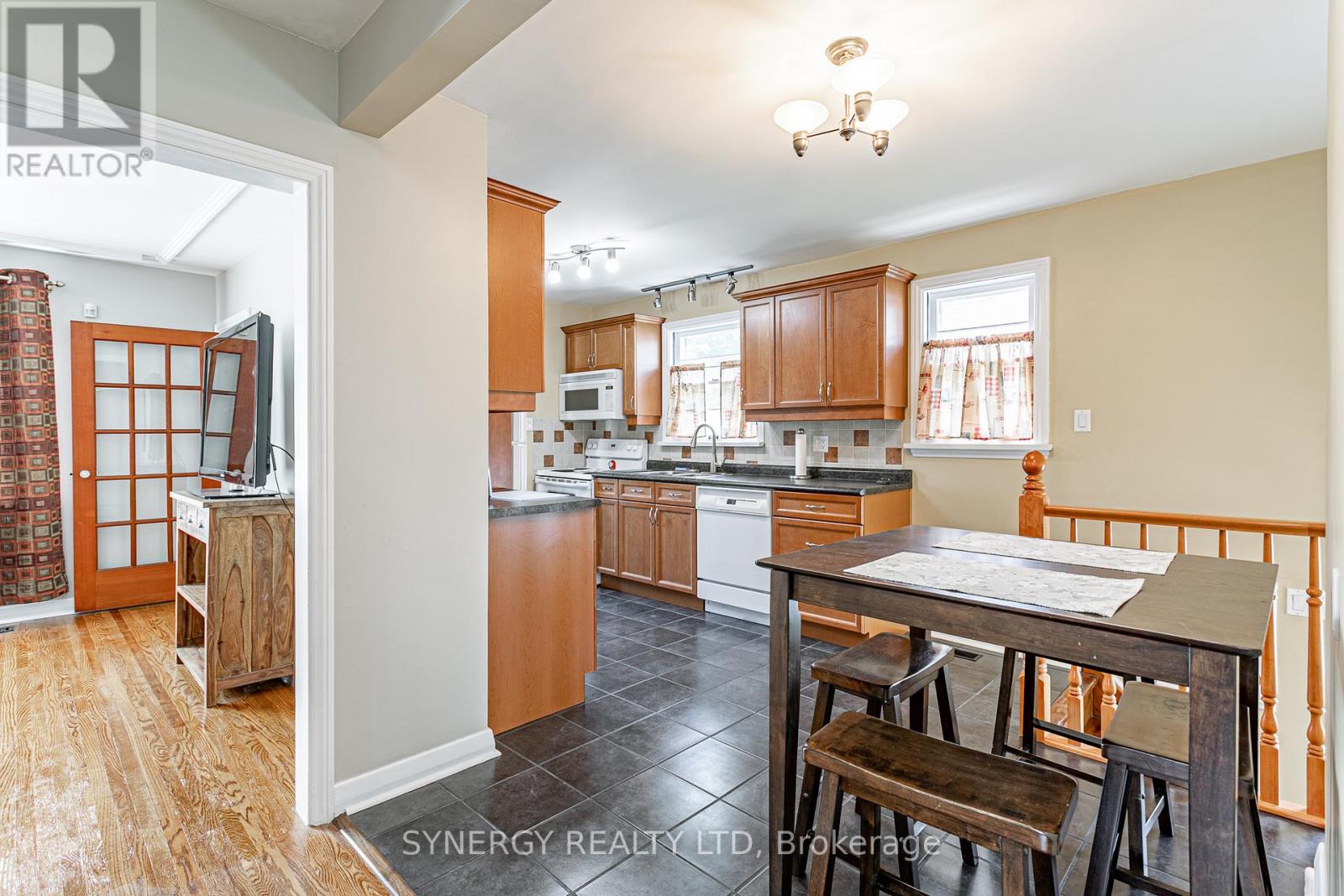 227 STERLING STREET - 4