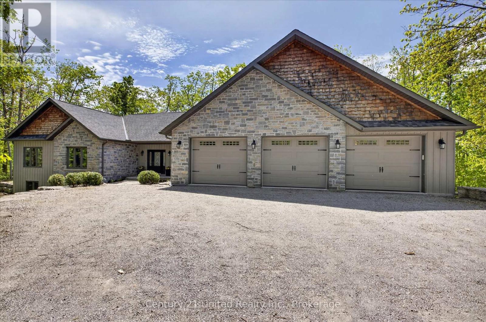 54 MITCHELL CRESCENT