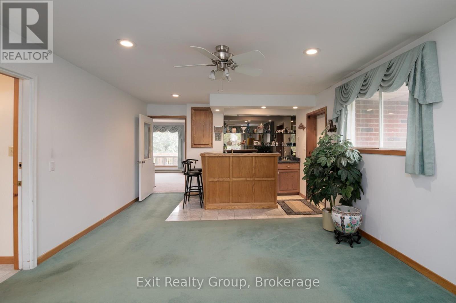 51 TRENT DRIVE - 18