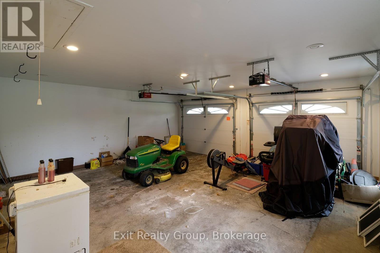 51 TRENT DRIVE - 24