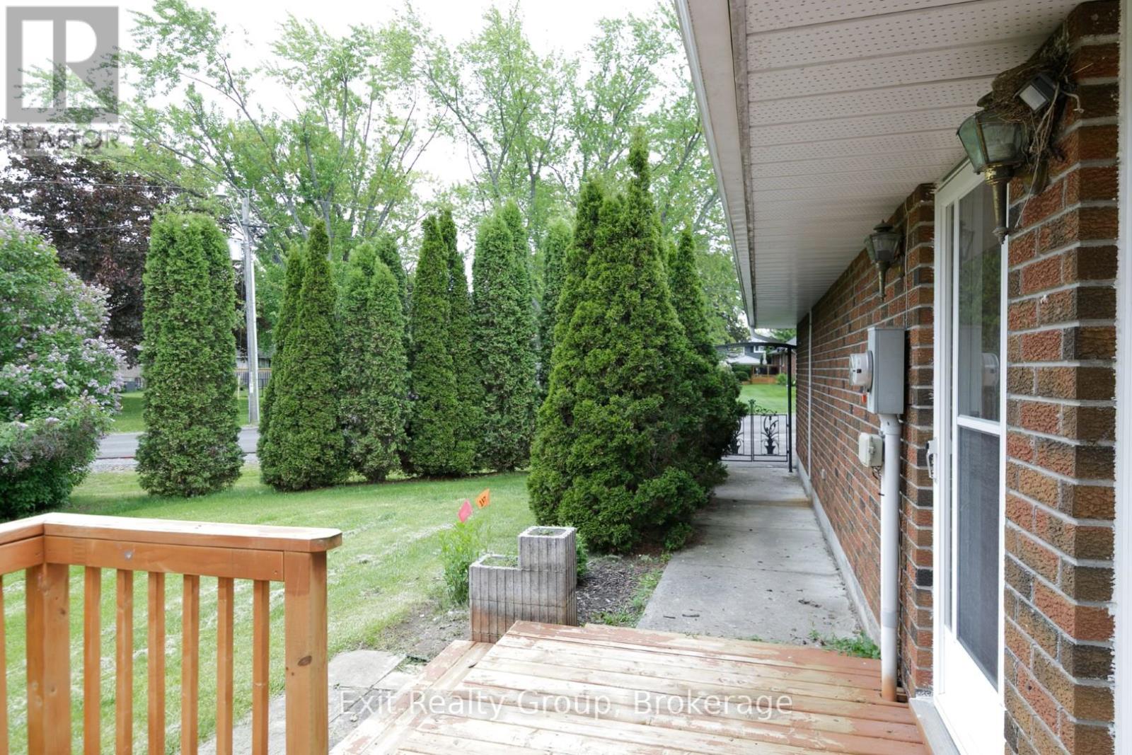 51 TRENT DRIVE - 31