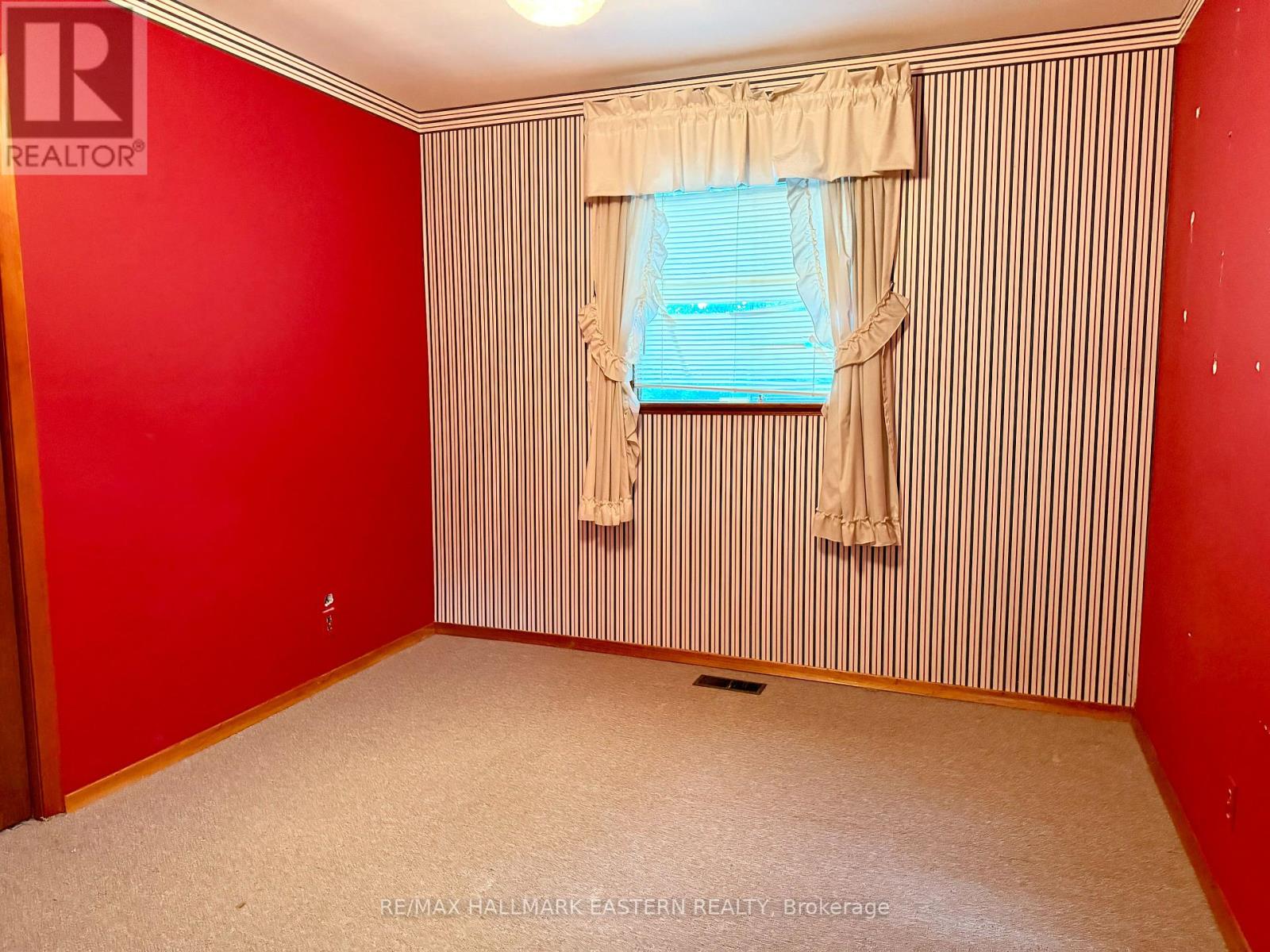 2 GEORGE STREET E - 14
