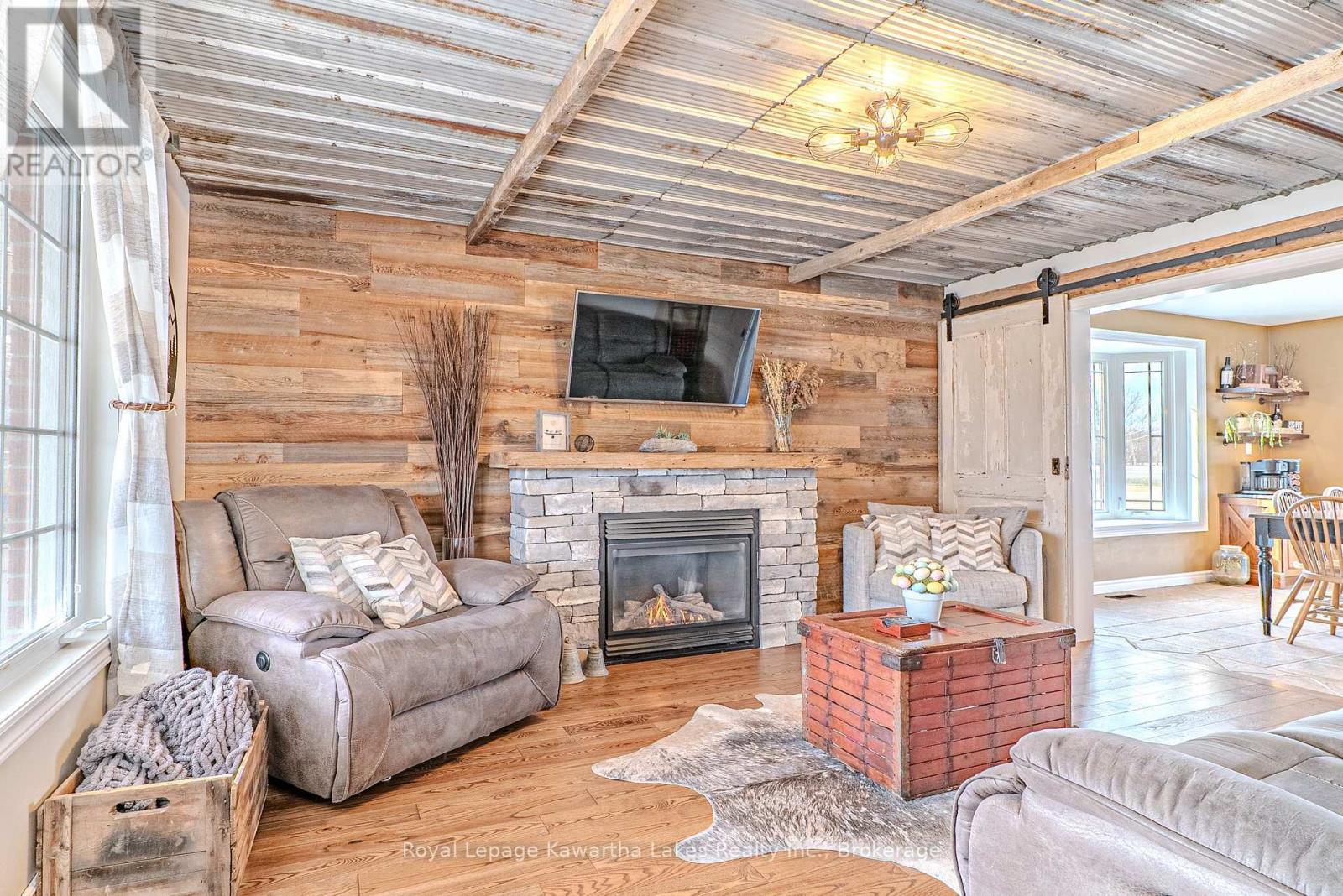 929 ELDON ROAD - 10