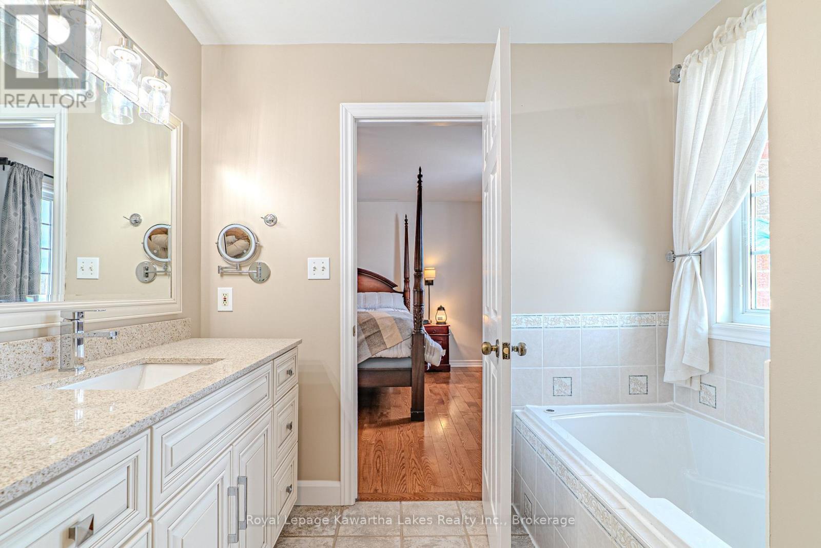 929 ELDON ROAD - 27