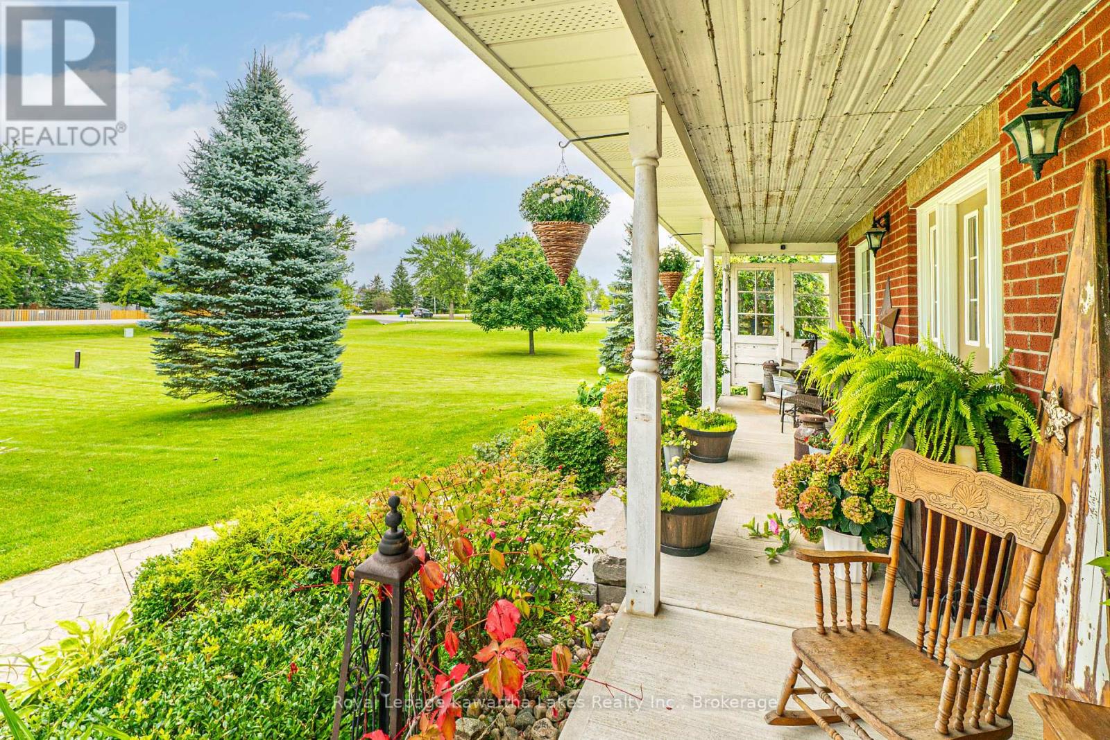 929 ELDON ROAD - 3