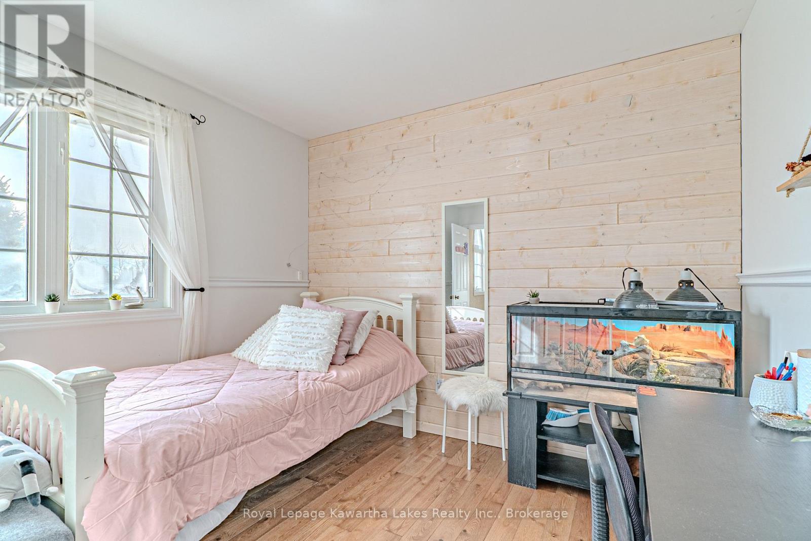 929 ELDON ROAD - 32