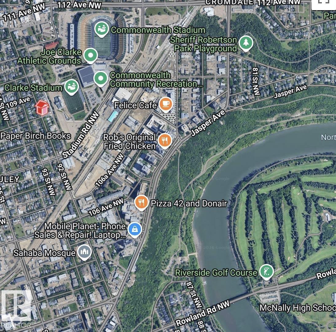 10852 92 ST NW - 3