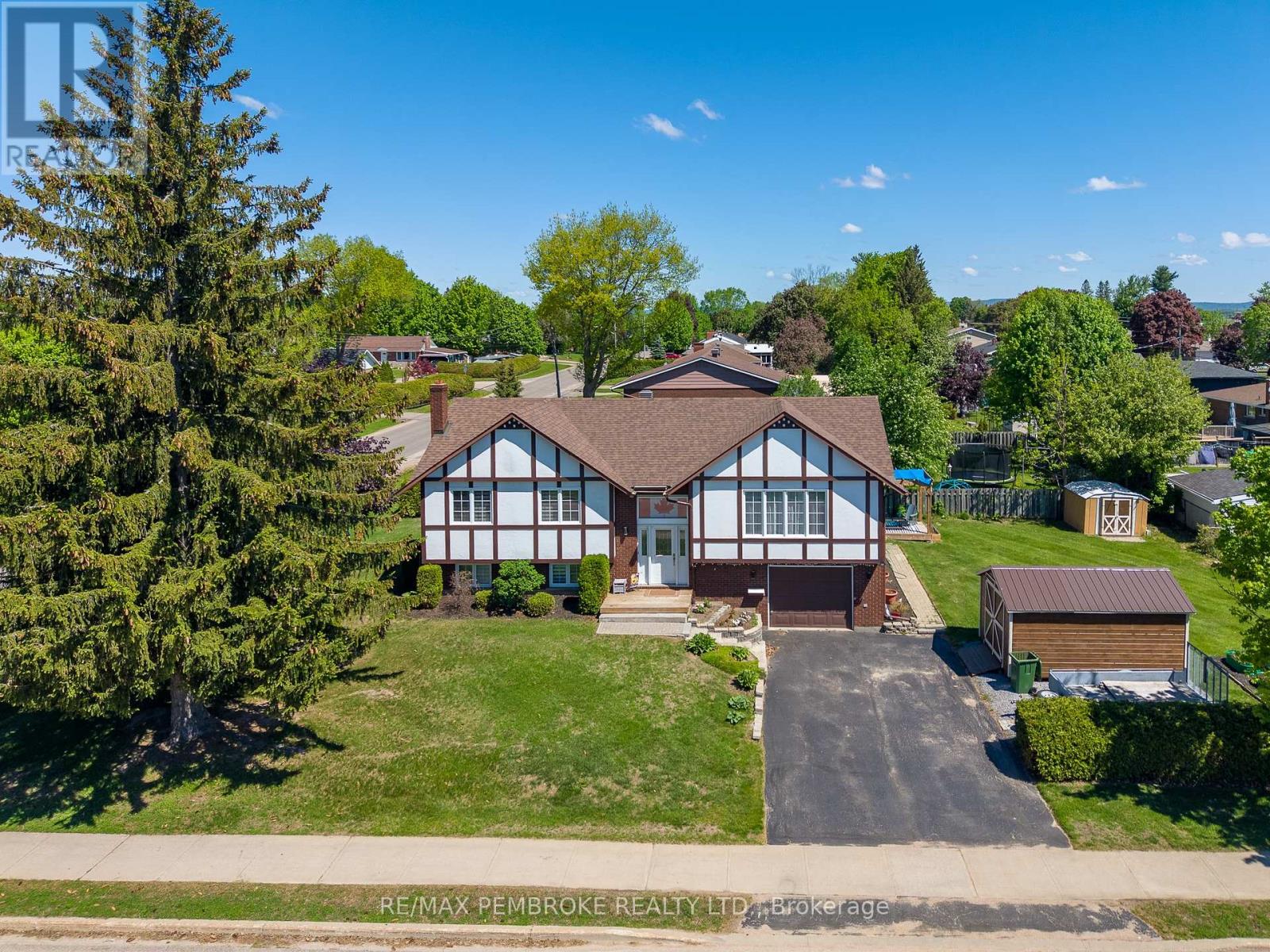 399 CHAMBERLAIN STREET - Image 3