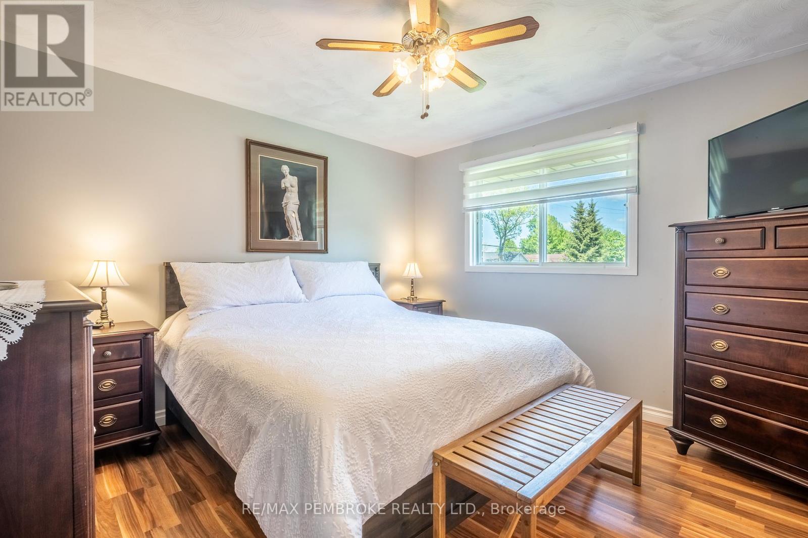 399 CHAMBERLAIN STREET - 30