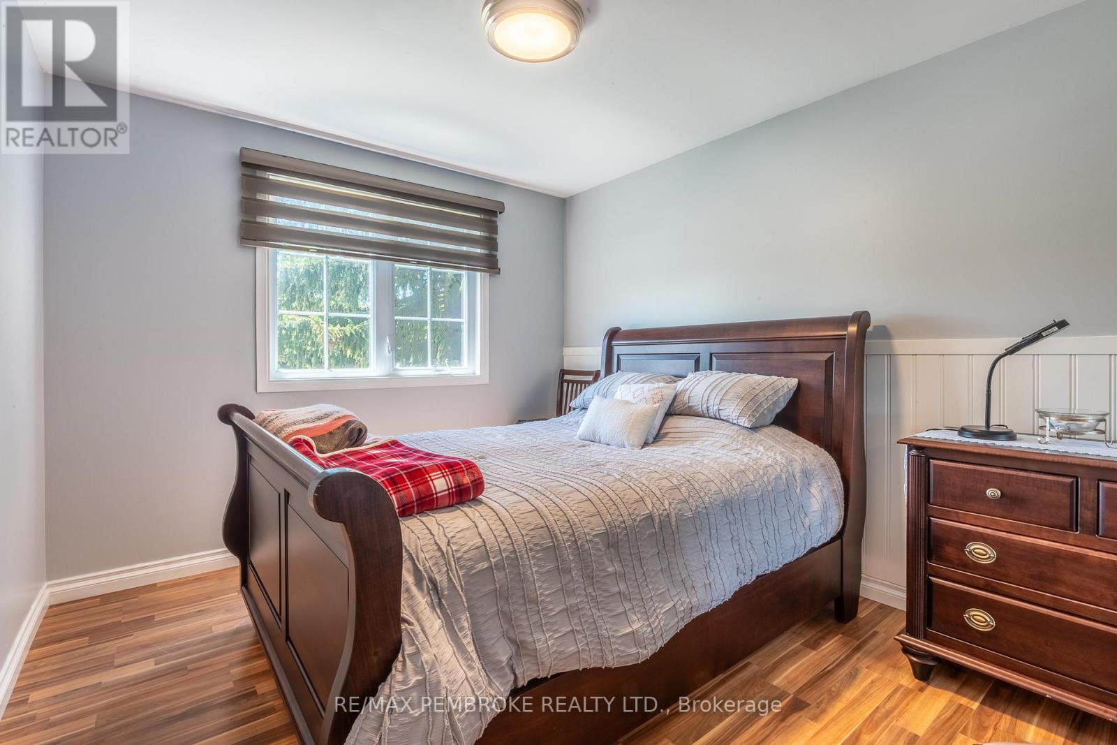 399 CHAMBERLAIN STREET - 33