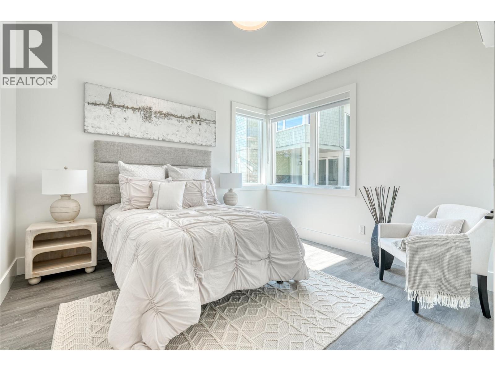 3120 Landry Crescent, Summerland