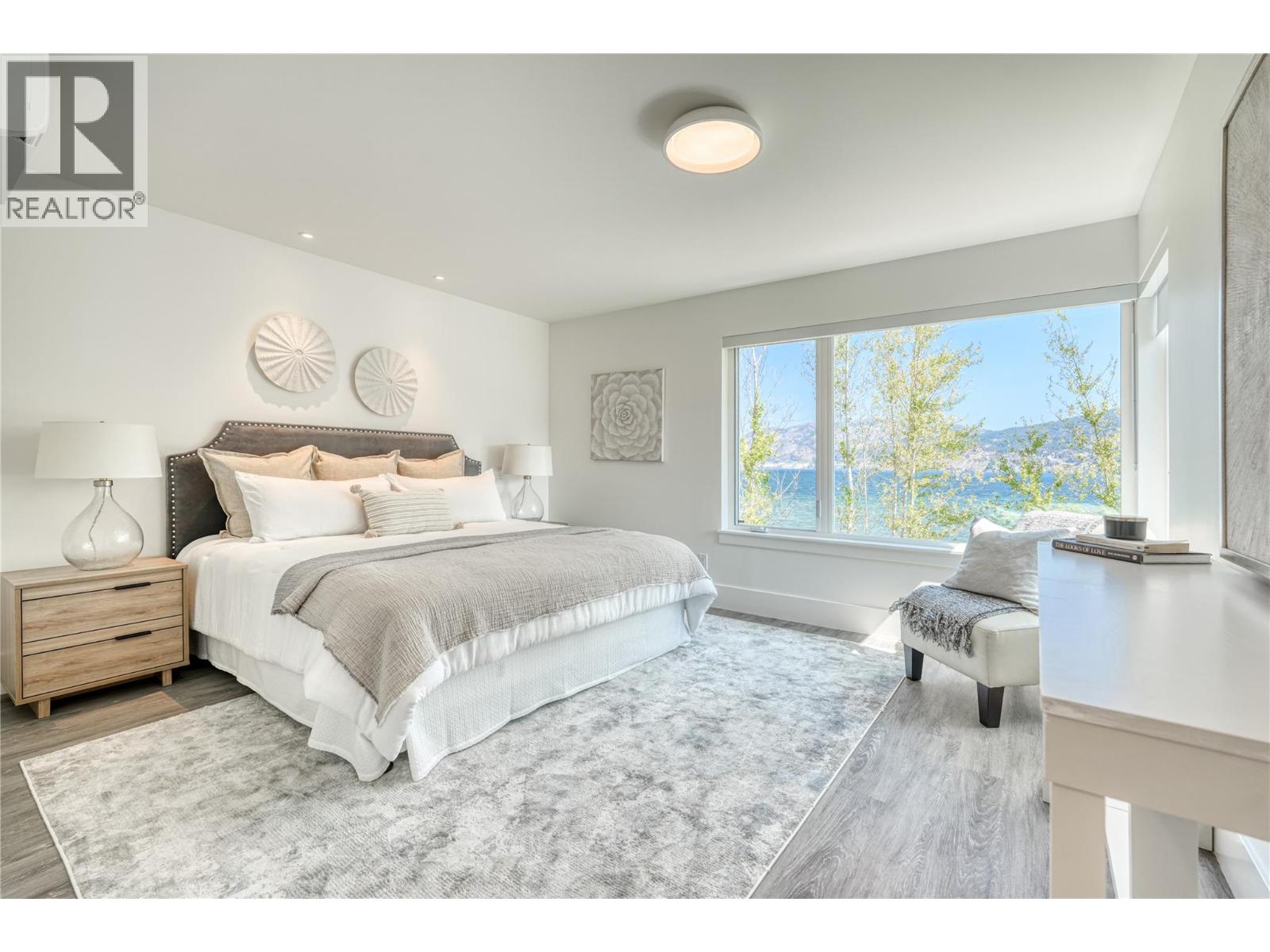 3120 Landry Crescent, Summerland