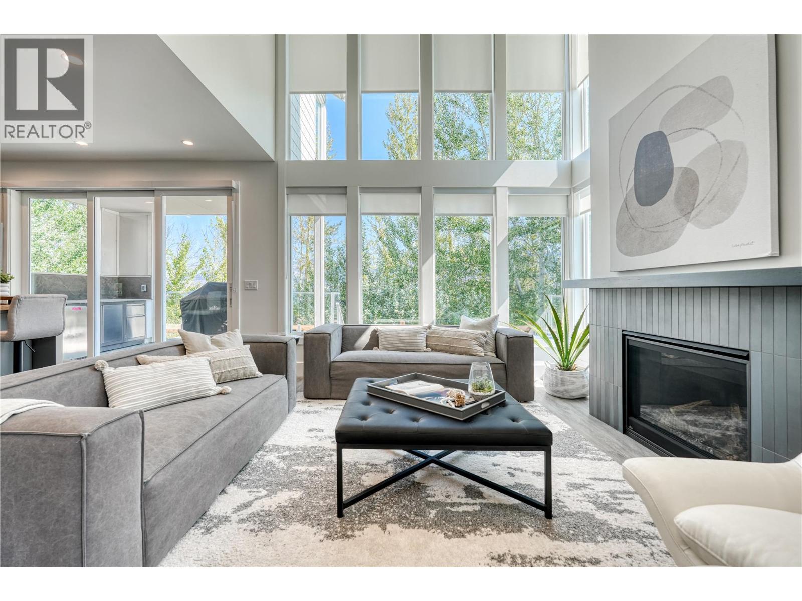 3120 Landry Crescent, Summerland