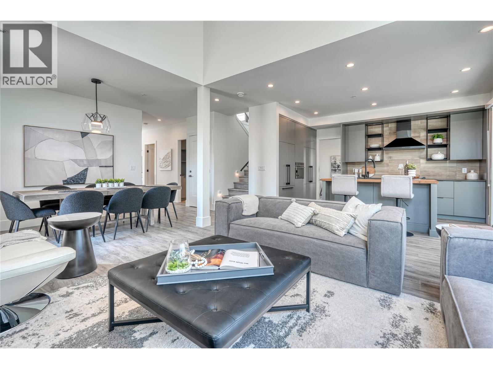 3120 Landry Crescent, Summerland