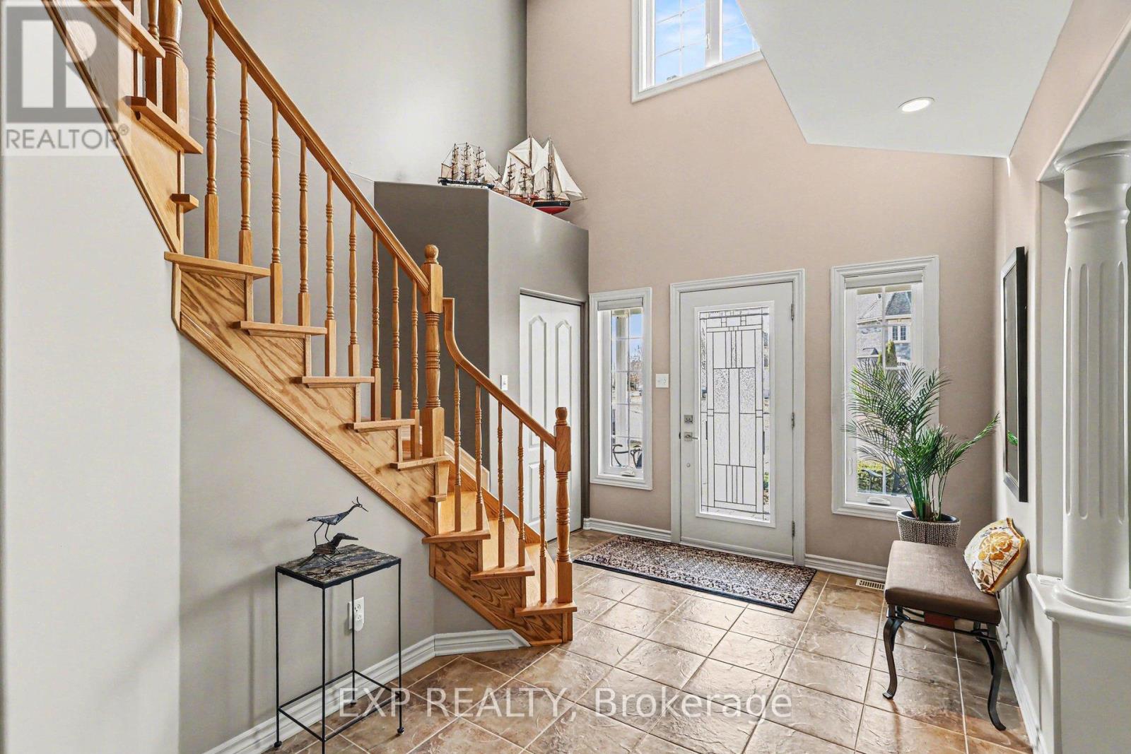 91 REMBRANDT DRIVE - 4