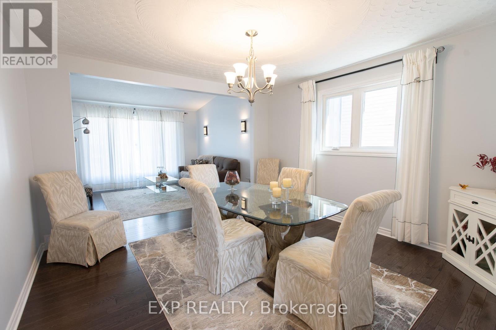 1534 ROSEBELLA AVENUE - 36