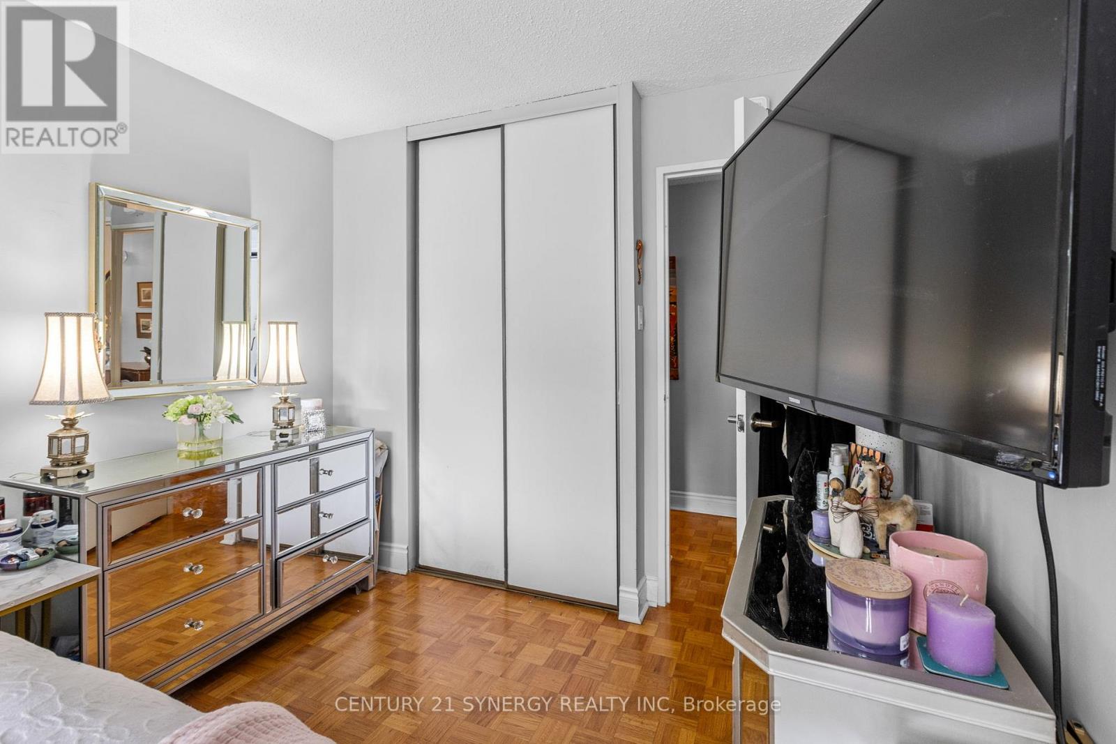 #107 2625 REGINA STREET - 17