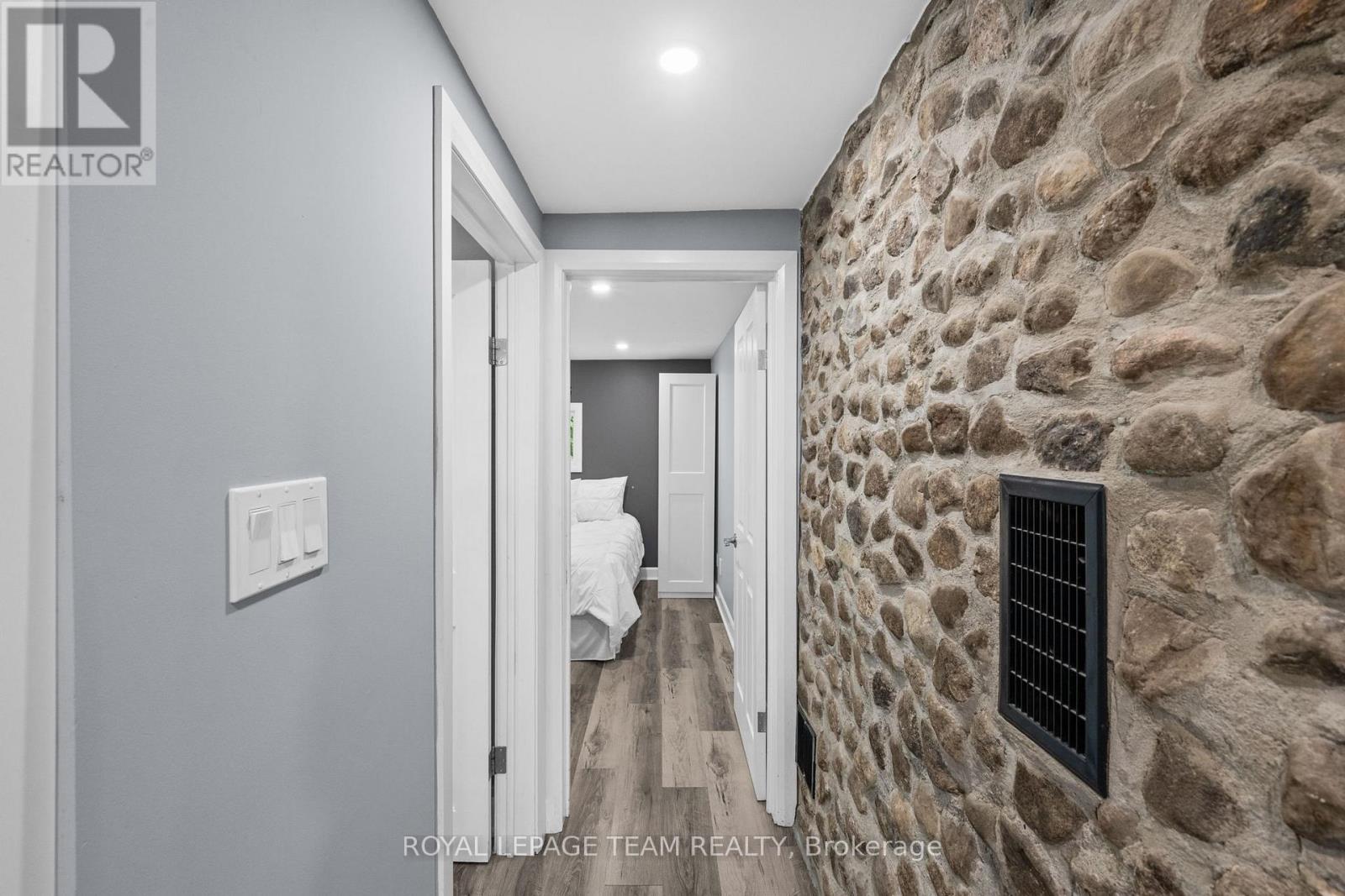 16509 CEDARVALE ROAD - 15