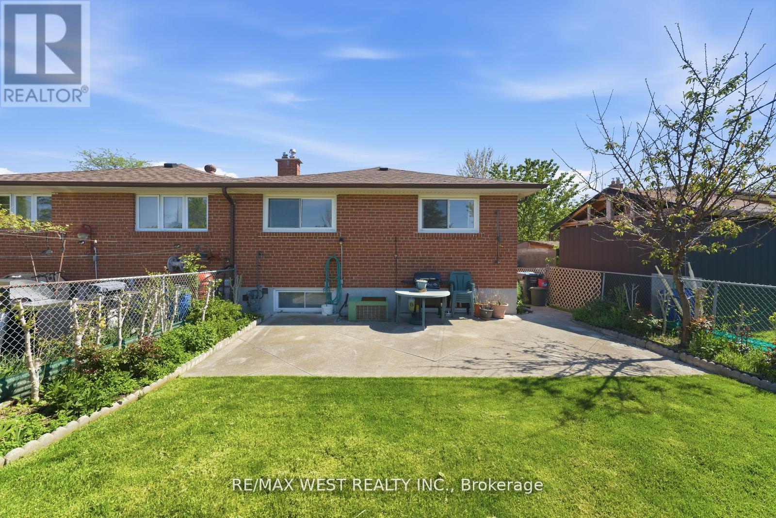7066 MAGIC COURT - 34