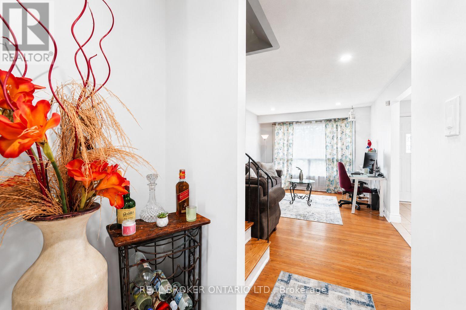 3106 REDBANK CRESCENT - 12