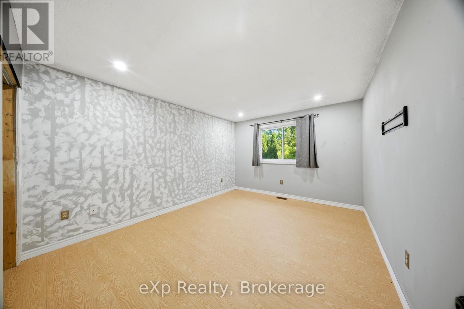 79 ANN STREET - 21