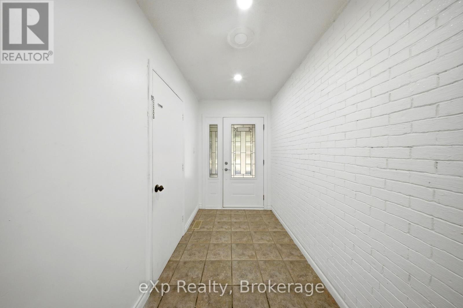 79 ANN STREET - 4