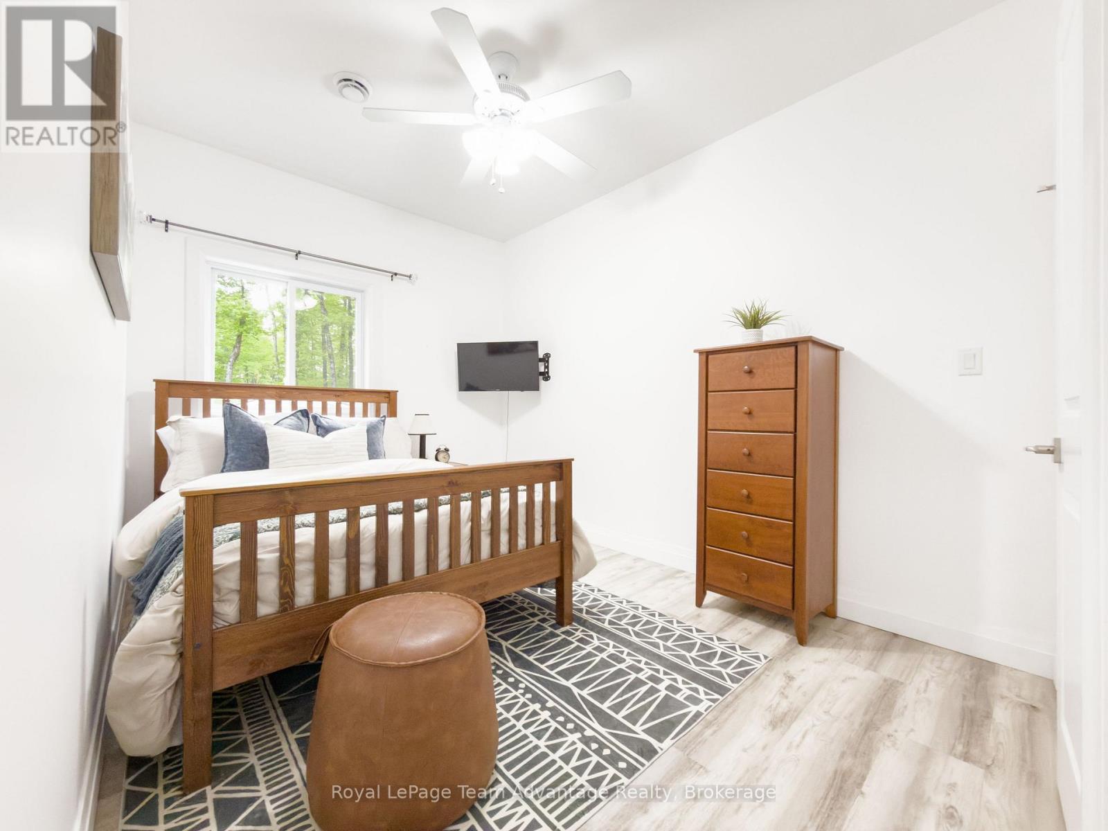 264 ALMAGUIN DRIVE - 20