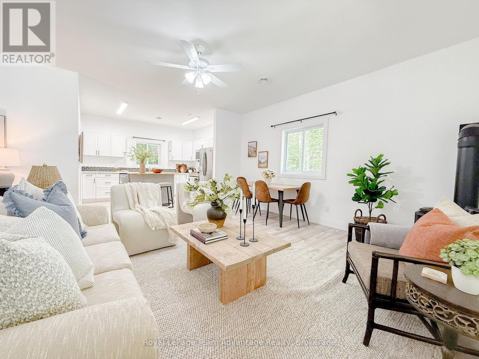 264 ALMAGUIN DRIVE - 6