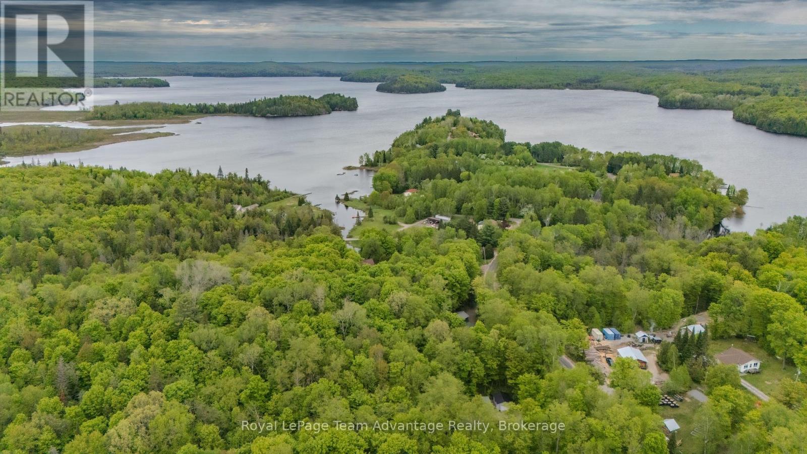 264 ALMAGUIN DRIVE - 30