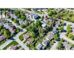 26 Maple Grove Road, Ottawa, ON K2L2S8 Photo 18