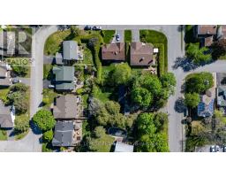 26 Maple Grove Road, Ottawa, ON K2L2S8 Photo 8