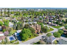 26 Maple Grove Road, Ottawa, ON K2L2S8 Photo 9