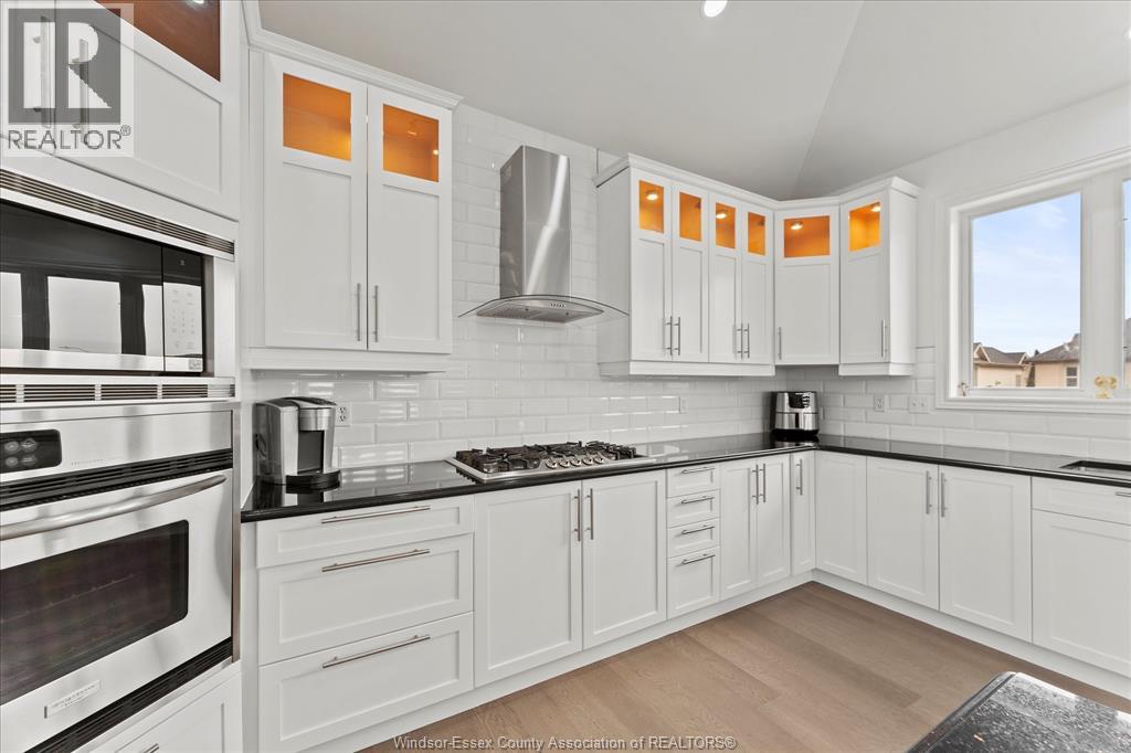 144 MECONI COURT - 13
