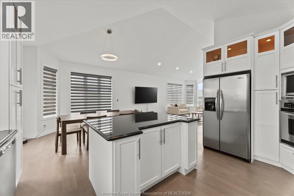 144 MECONI COURT - 14