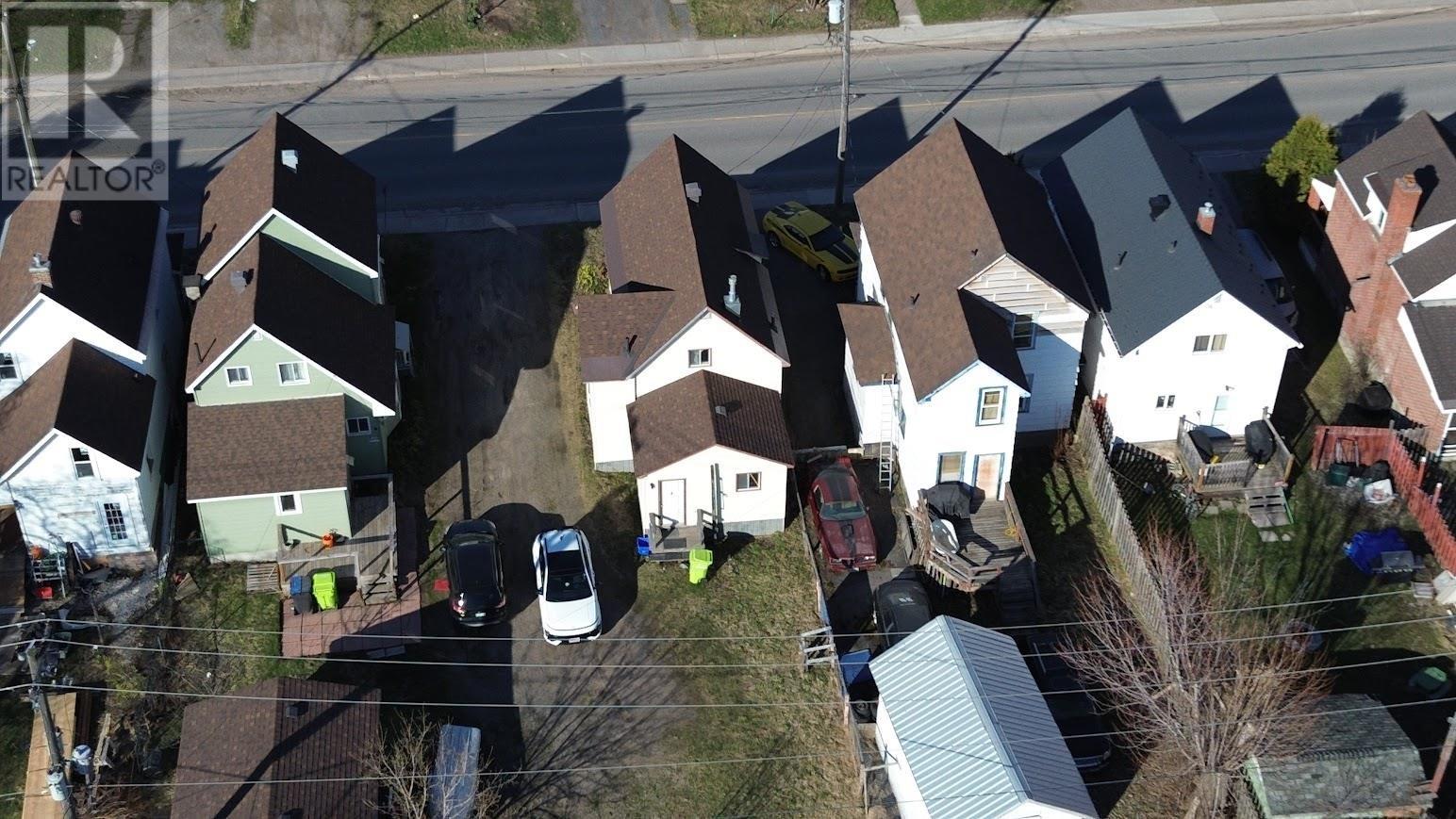 119 Grosvenor AVE - 12