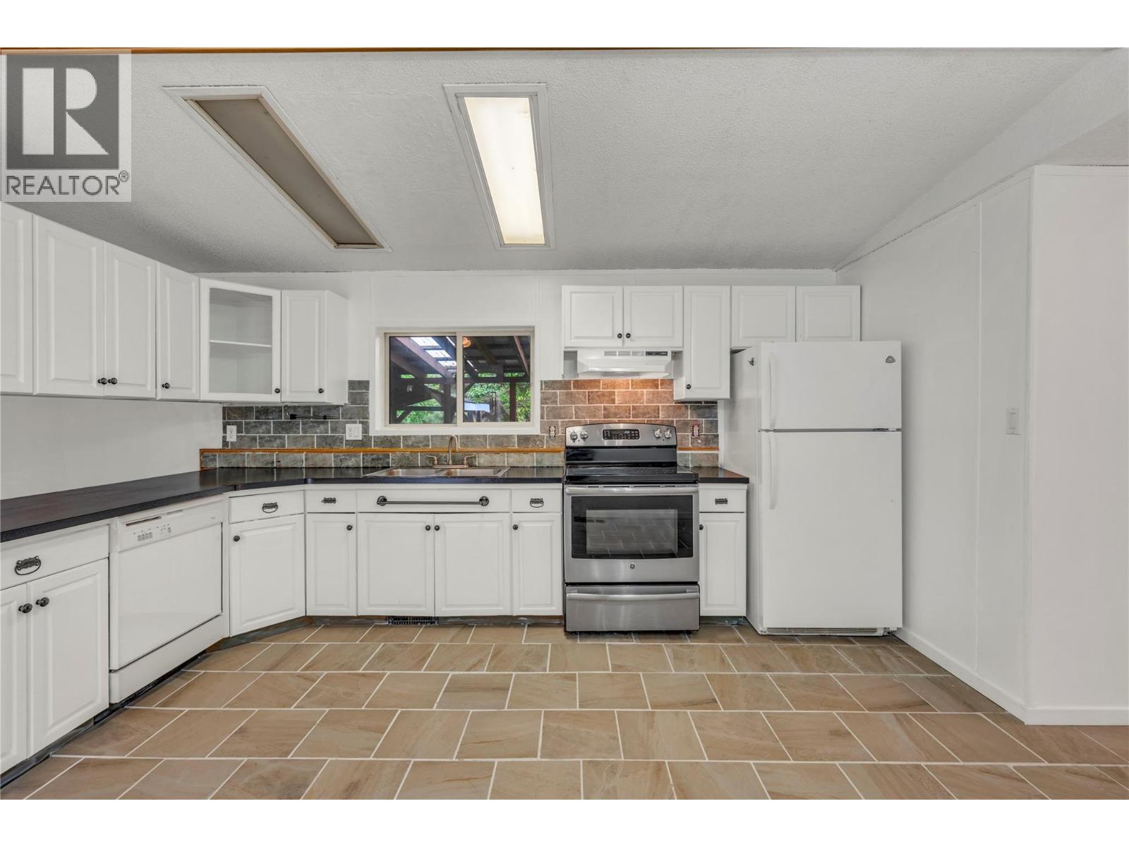 69 Rosoman Road - 16