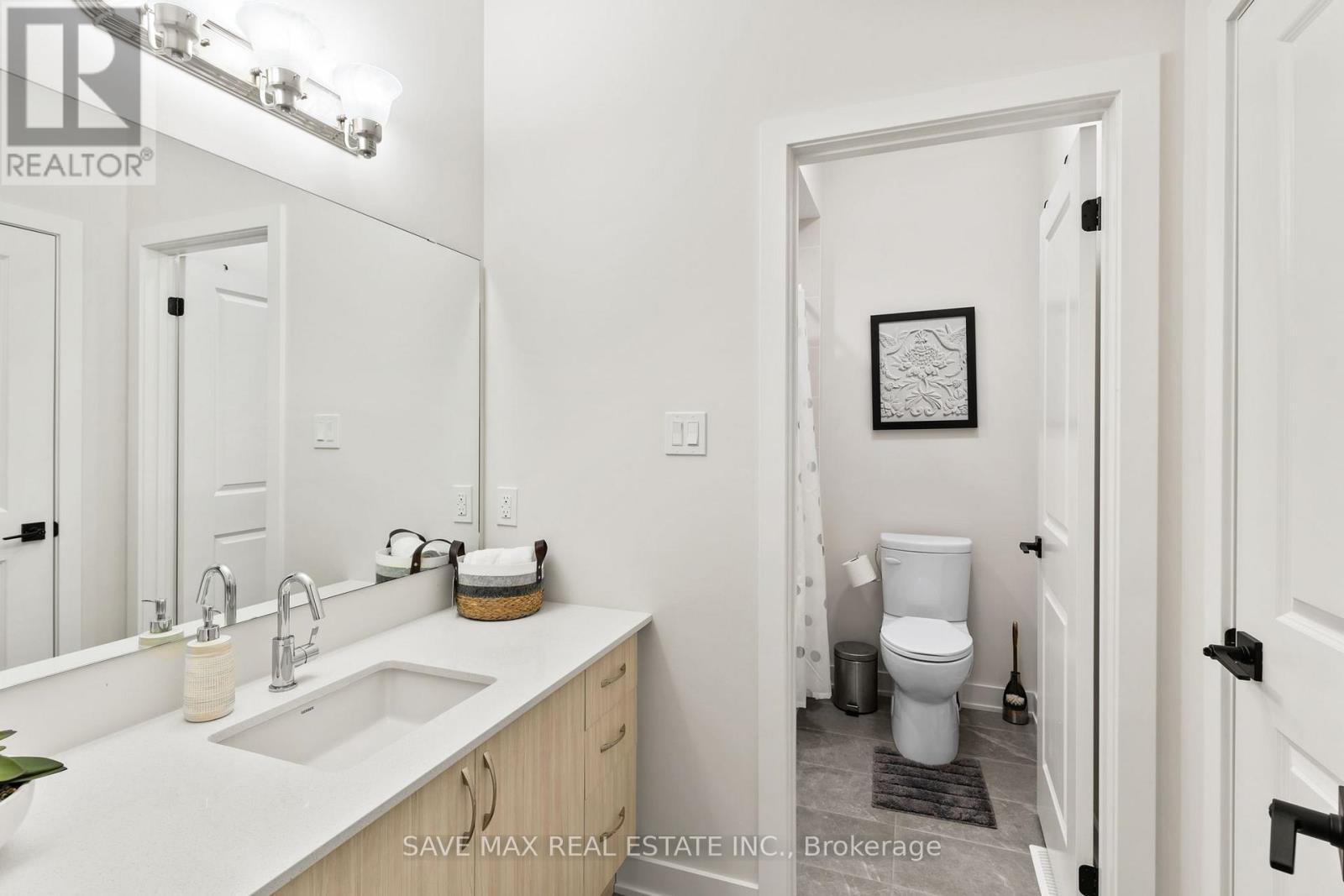 1049 GREENSVIEW DRIVE - 31
