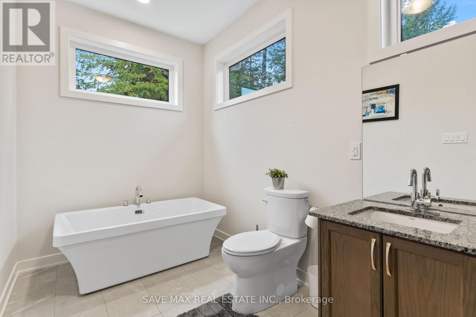 1049 GREENSVIEW DRIVE - 36