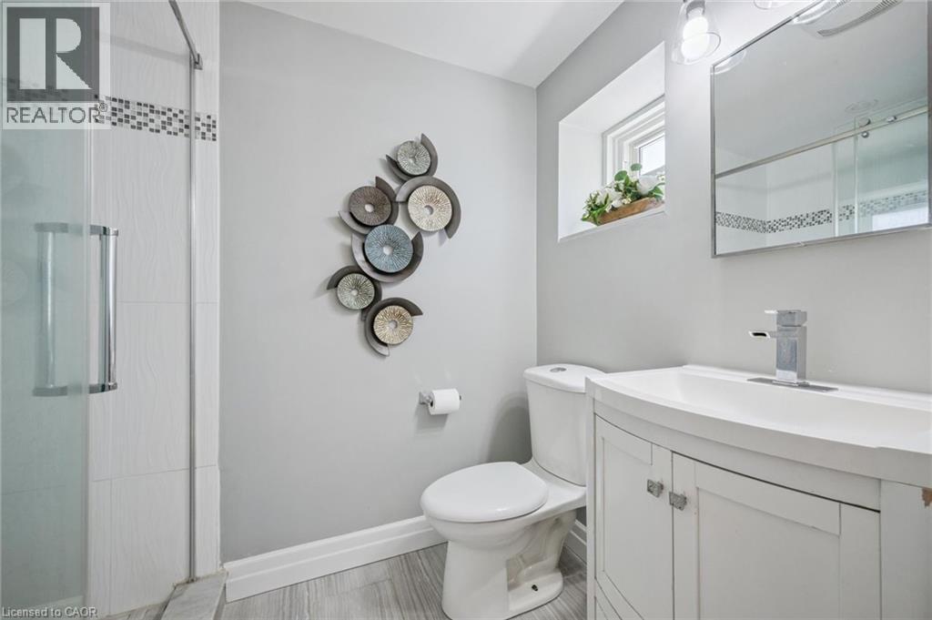 31 GLEN LAKE Crescent - 22