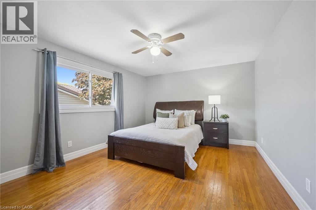 31 GLEN LAKE Crescent - 24