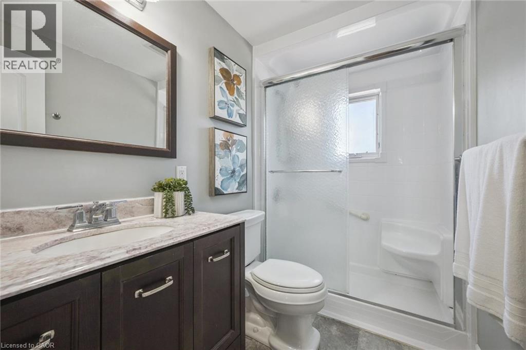 31 GLEN LAKE Crescent - 31