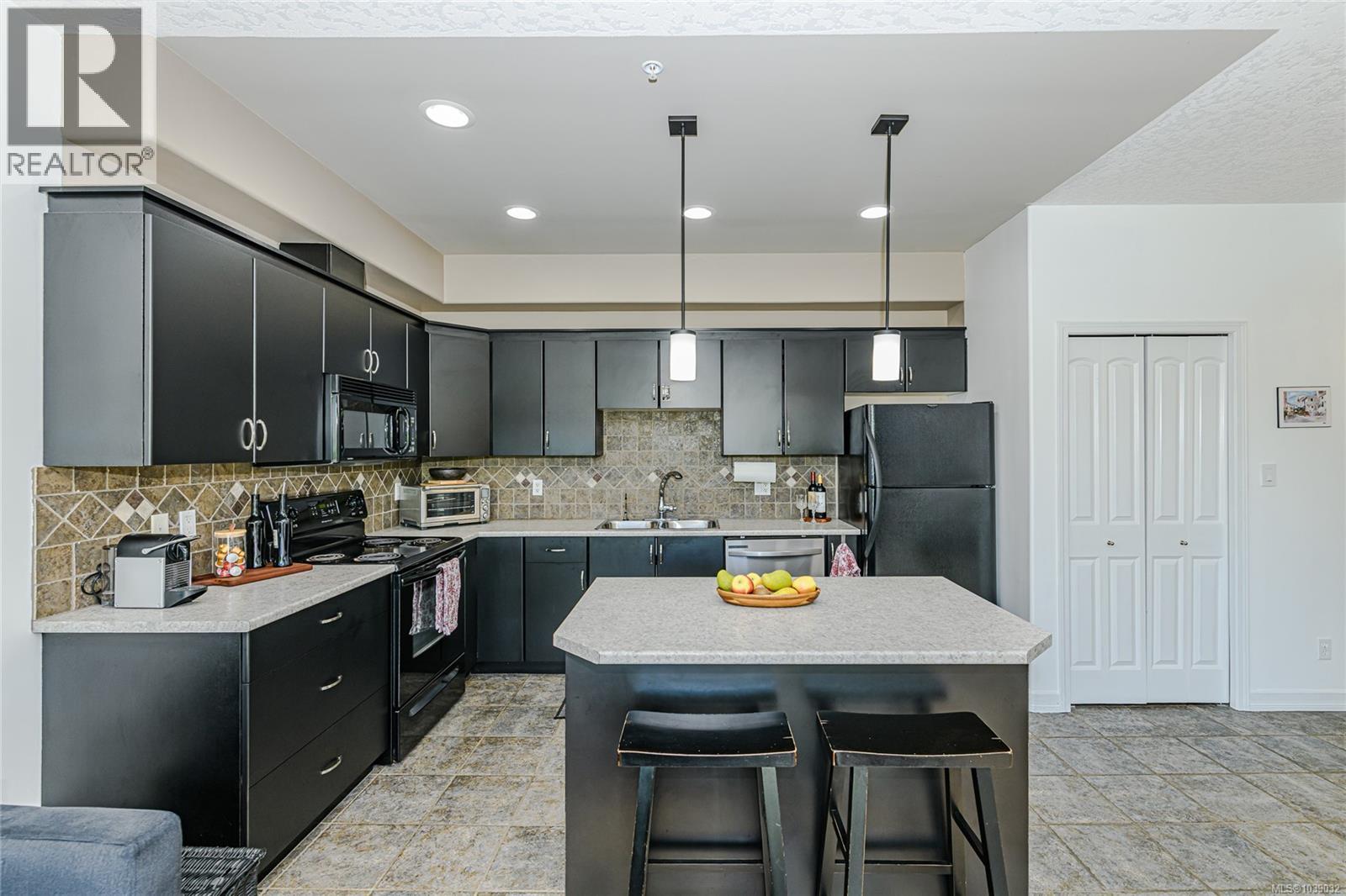 #205 3915 Carey Rd - Image 3