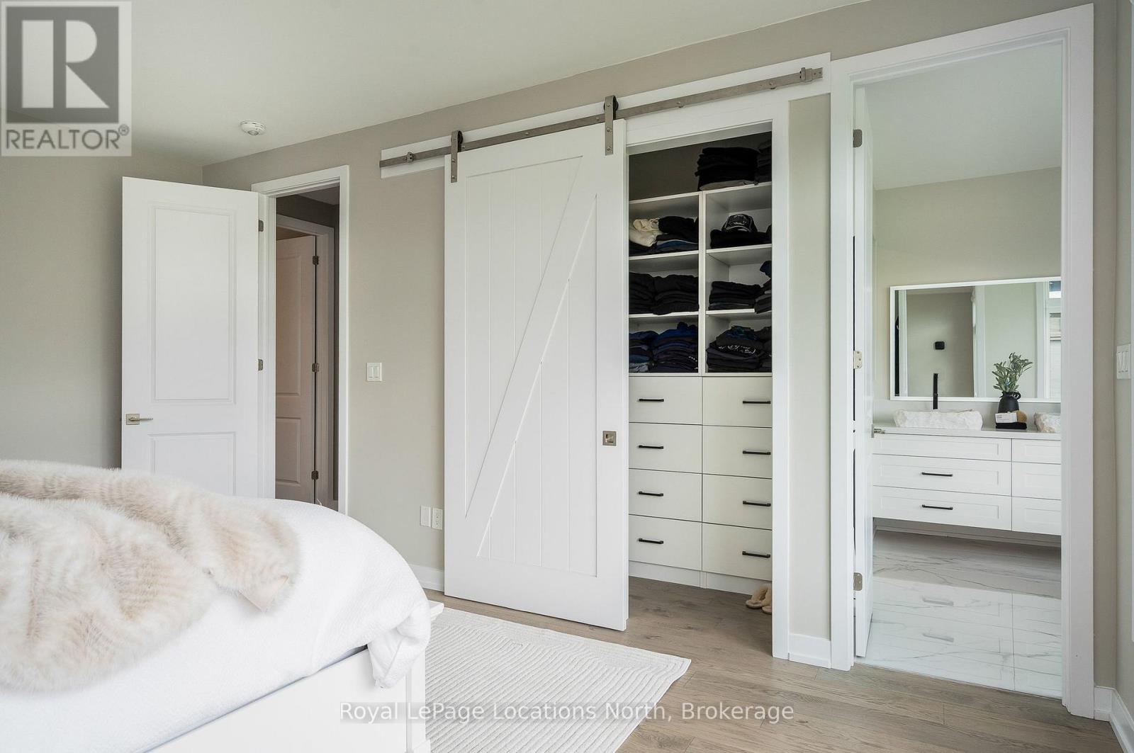116 STONELEIGH DRIVE - 25