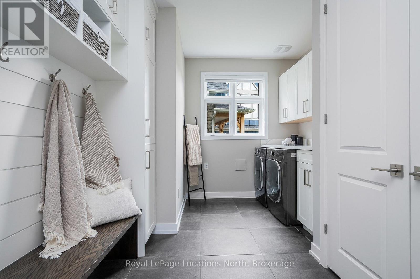 116 STONELEIGH DRIVE - 29