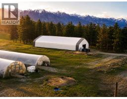 5553 93/95 Highway, Ta Ta Creek, BC V0B2E0 Photo 8