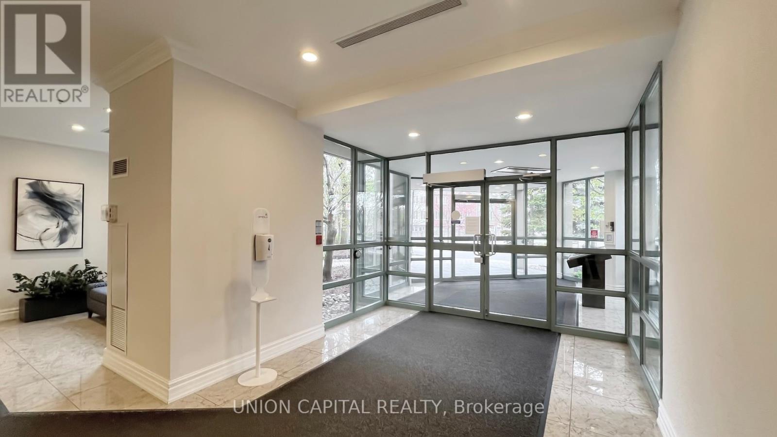 #217 3 ELLESMERE STREET - 2