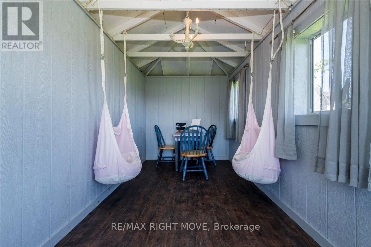 3569 BRENNAN LINE - 30